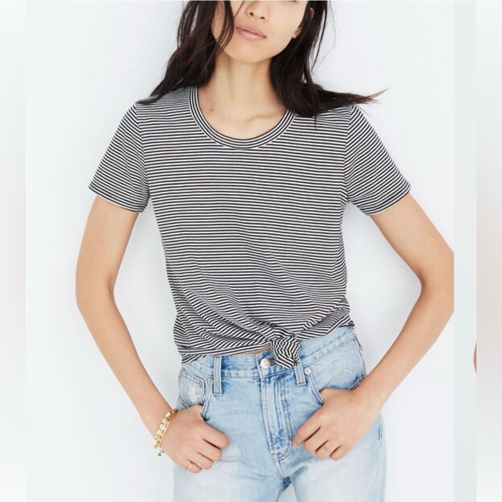 Madewell Knot-Front Tee in Stripe Black and White Women’s size Small